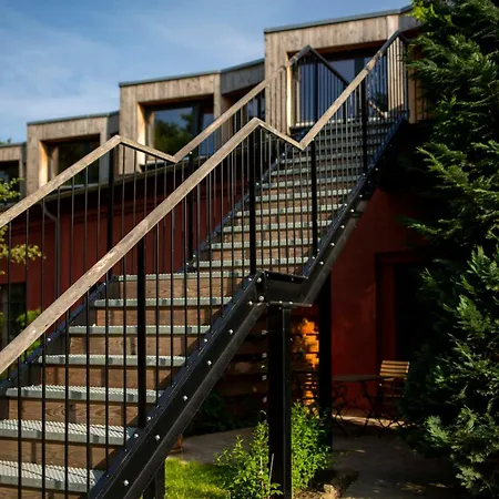Im Naturschutzgebiet, Mit Grossem Balkon