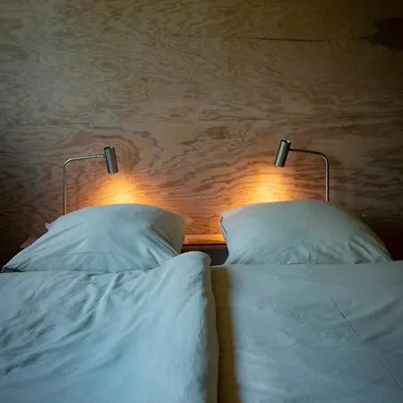 Im Naturschutzgebiet, Mit Grossem Balkon