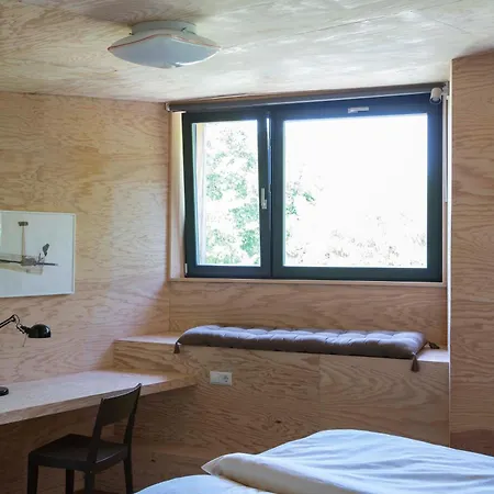 Im Naturschutzgebiet, Mit Grossem Balkon Apartament
