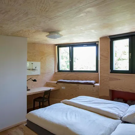 דירה Im Naturschutzgebiet, Mit Grossem Balkon *